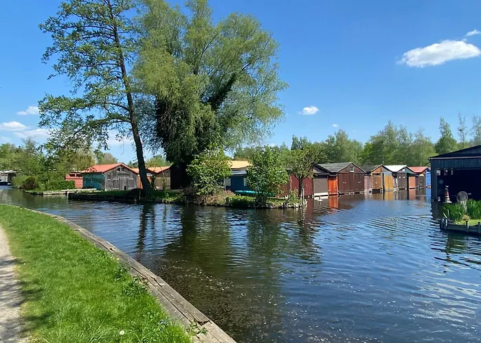 Stilvolle Ferienwohnung In Historischer Stadtvilla