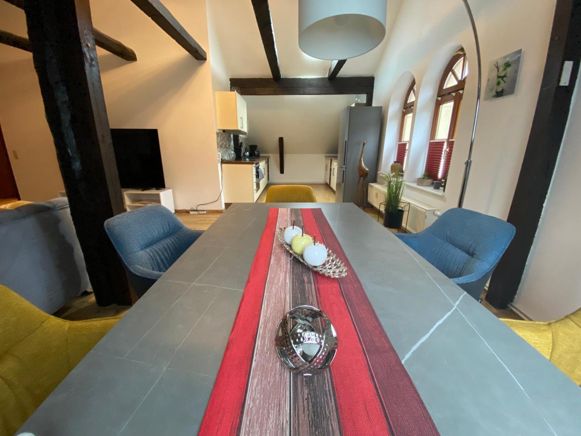 Apartment Stilvolle In Historischer Stadtvilla Neubrandenburg